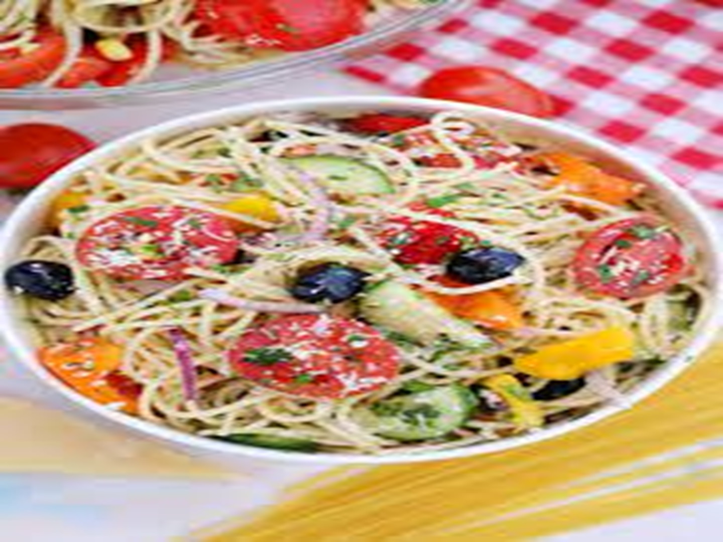 Spaghetti crudité + viande frite